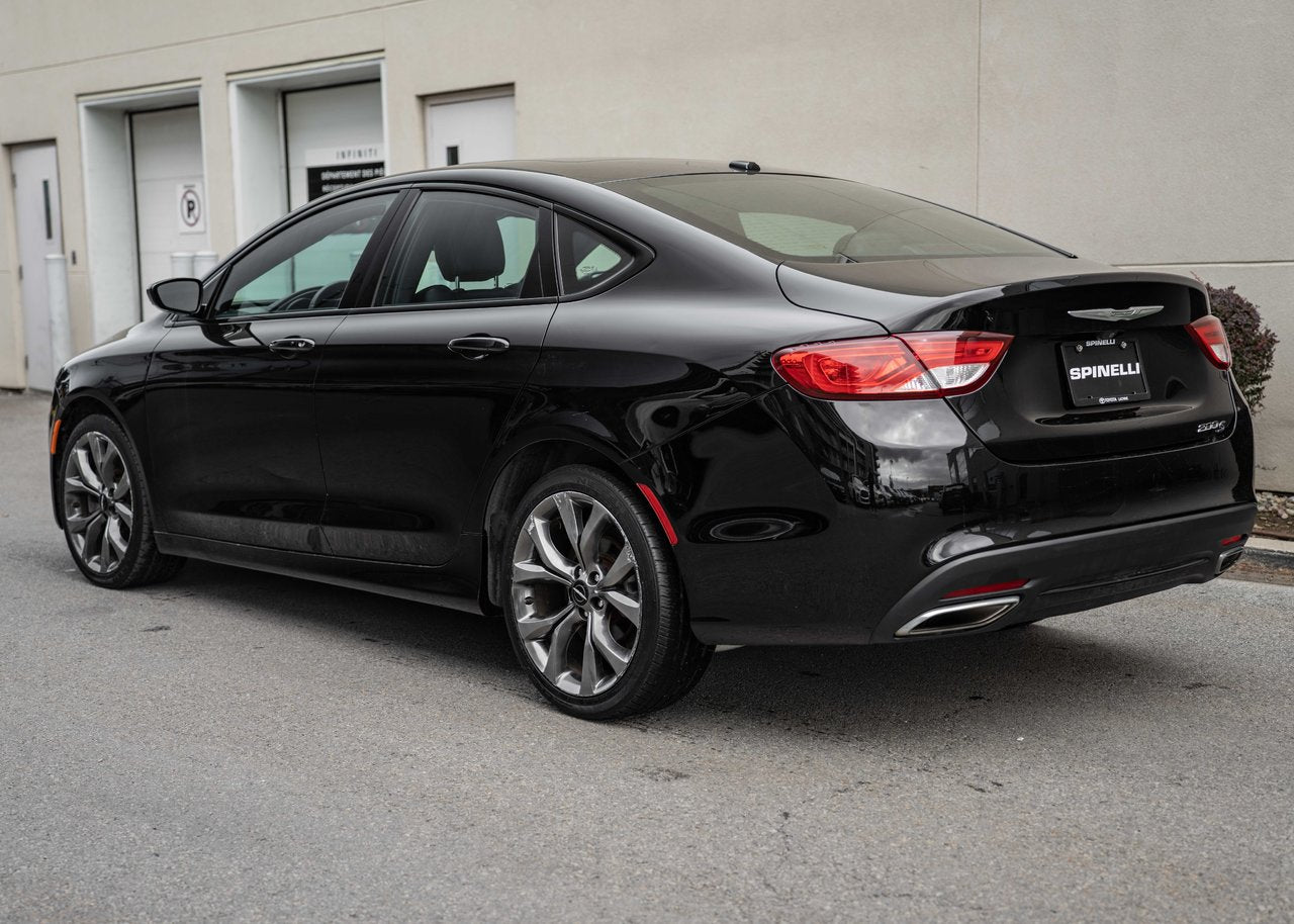 2015 Chrysler 200