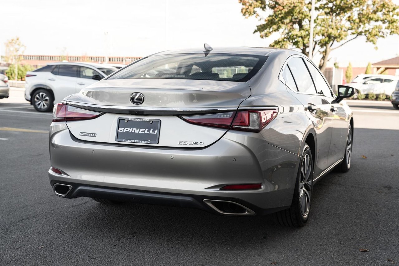 2019 Lexus ES