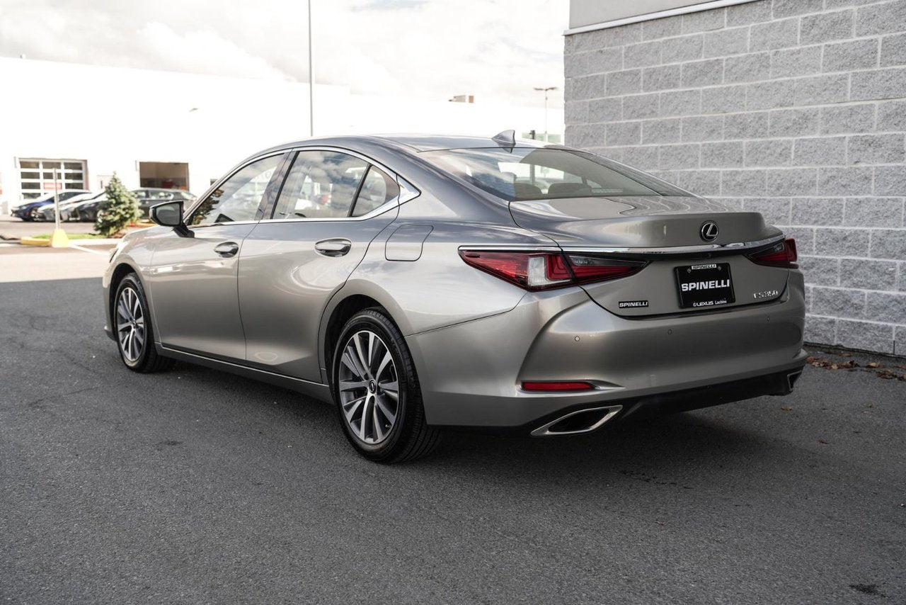 2019 Lexus ES