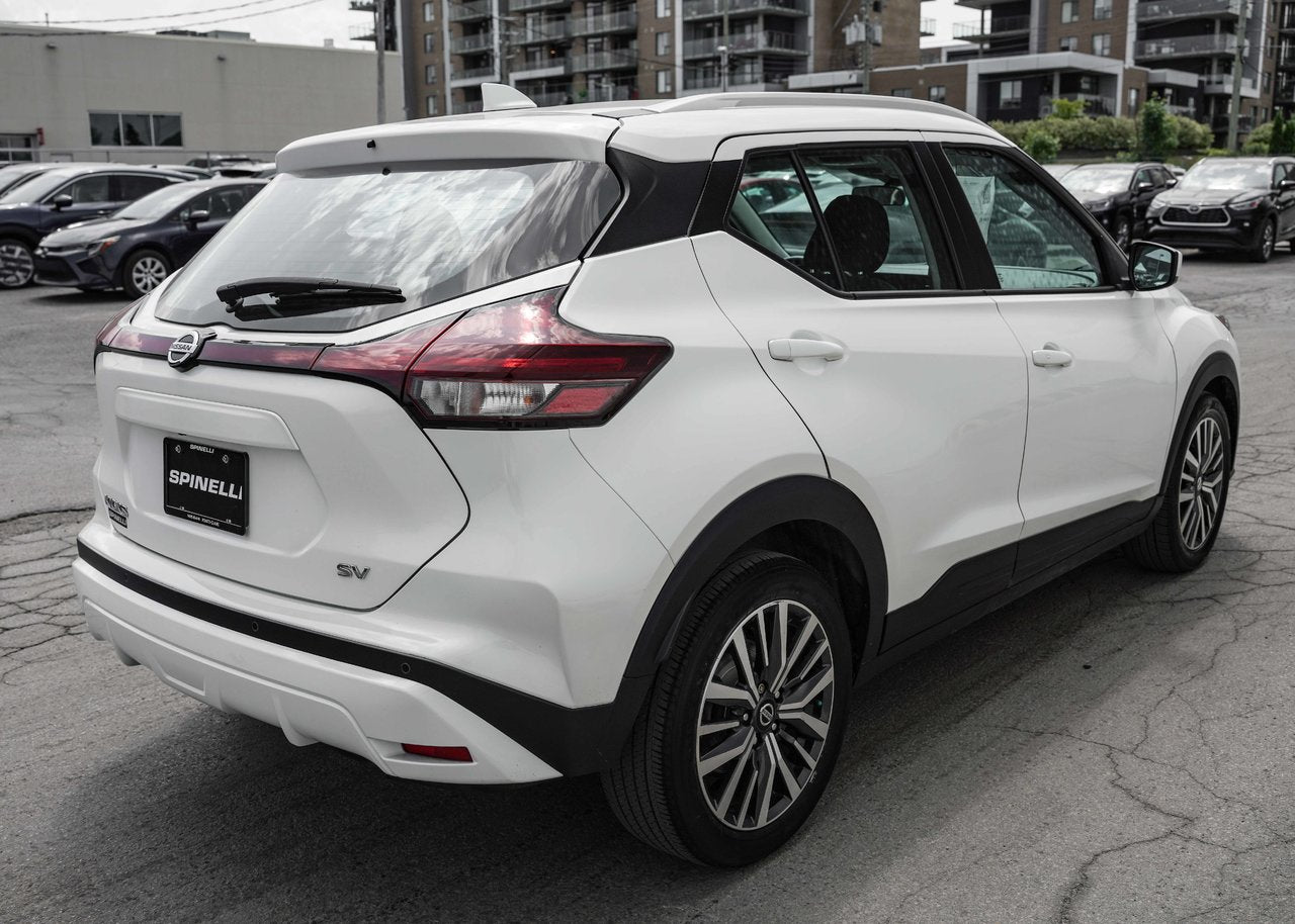 2021 Nissan Kicks SV FWD