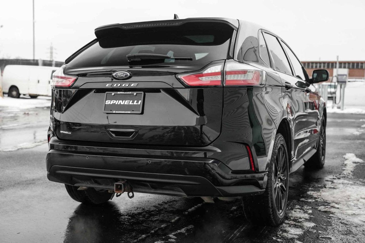 2022 Ford Edge