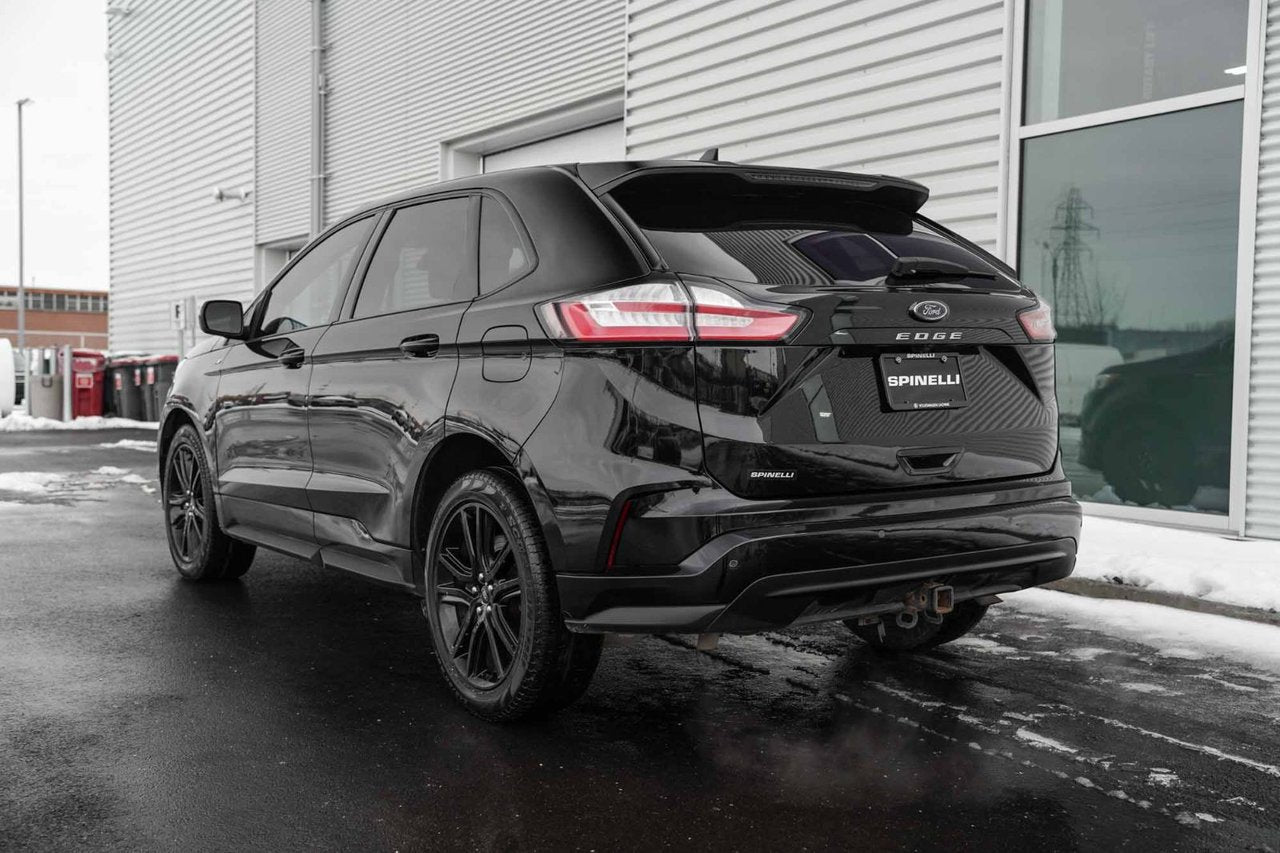 2022 Ford Edge