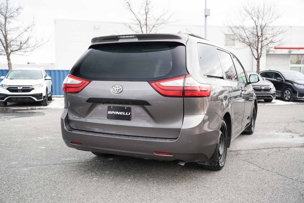 2015 Toyota Sienna