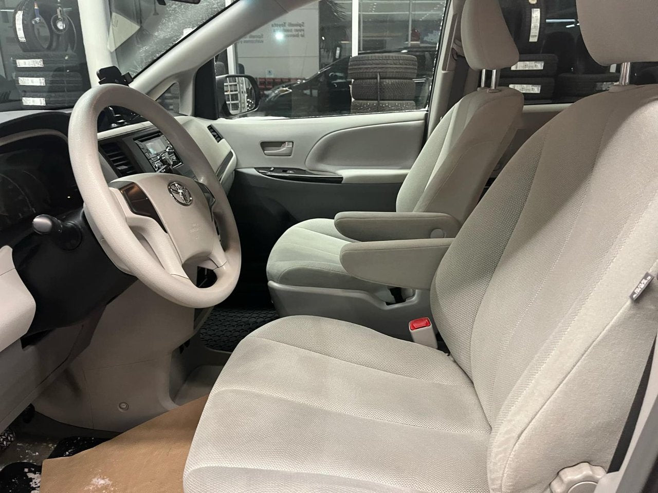 2012 Toyota Sienna