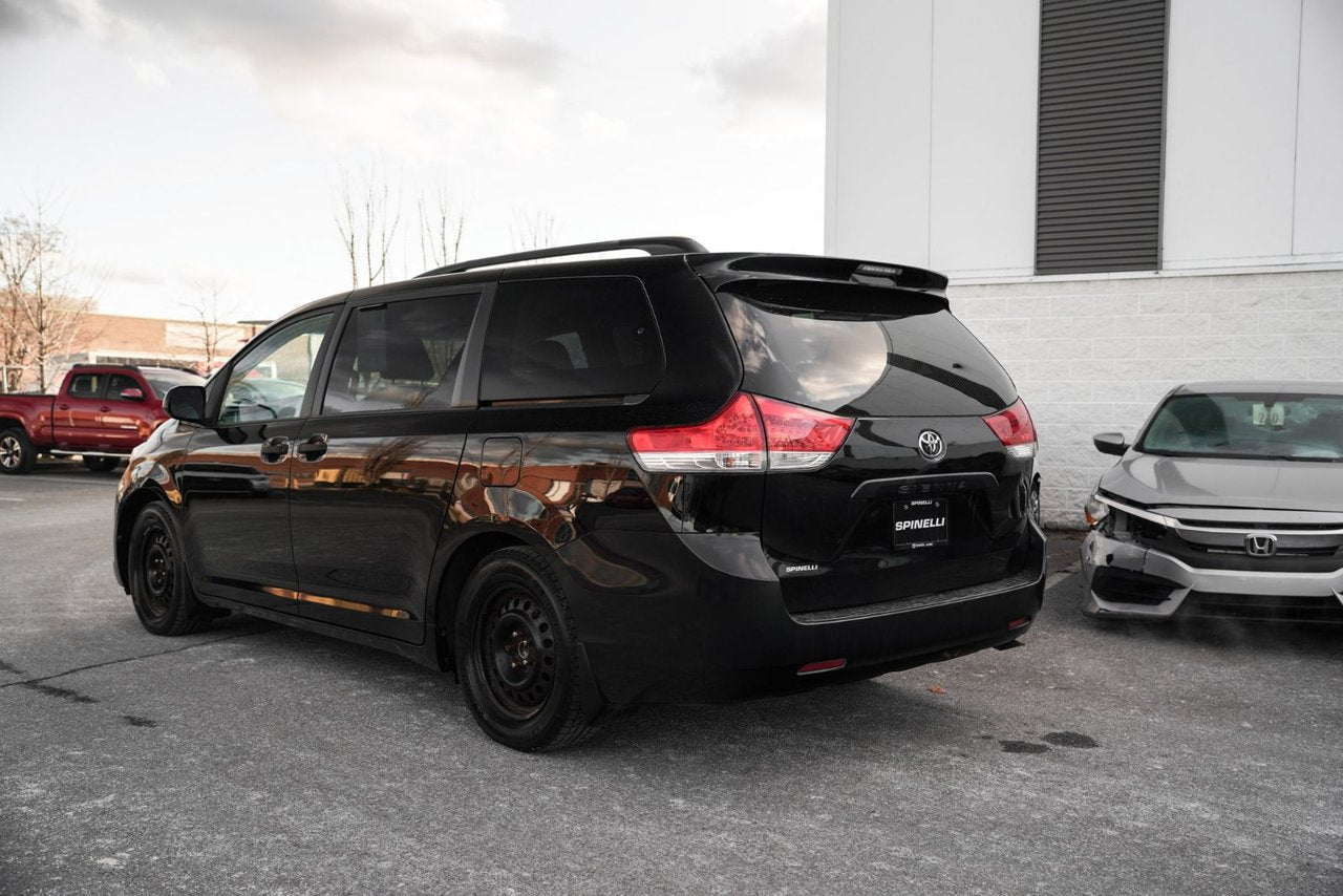 2012 Toyota Sienna