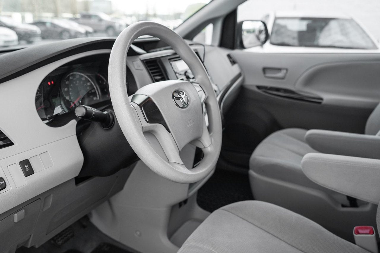 2012 Toyota Sienna