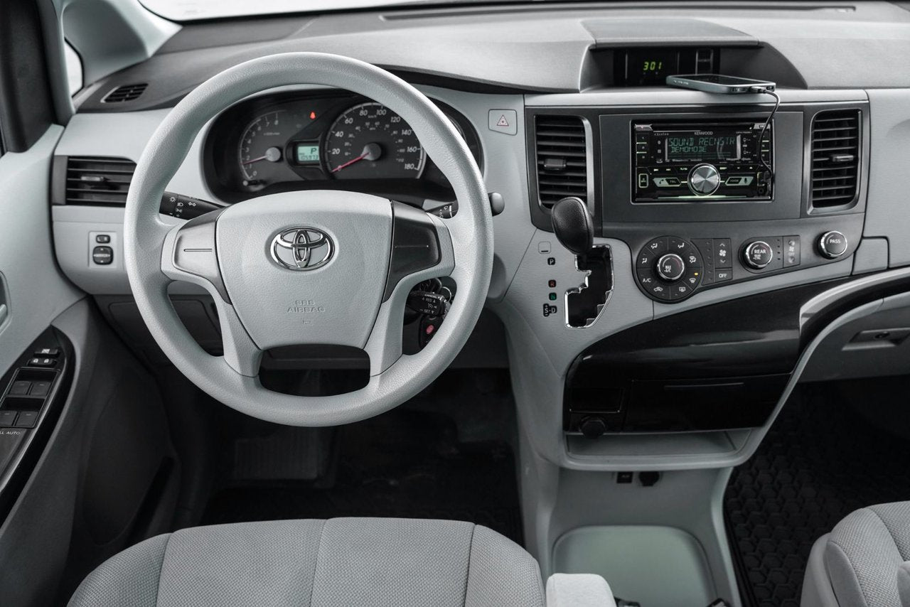 2012 Toyota Sienna