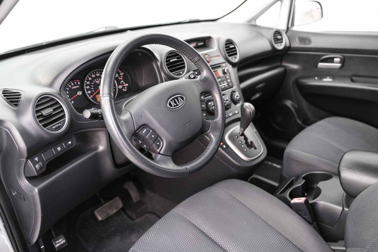 2010 Kia Rondo