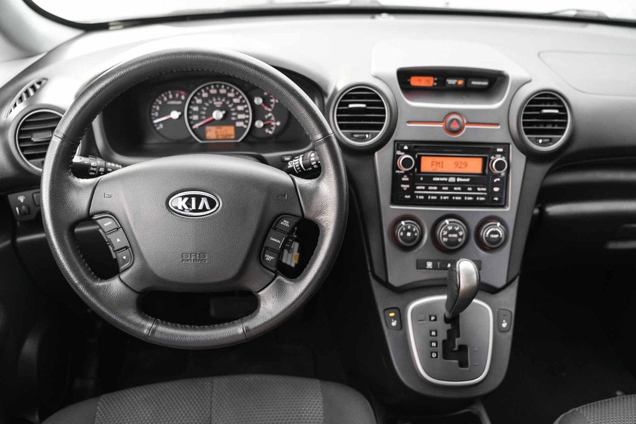 2010 Kia Rondo