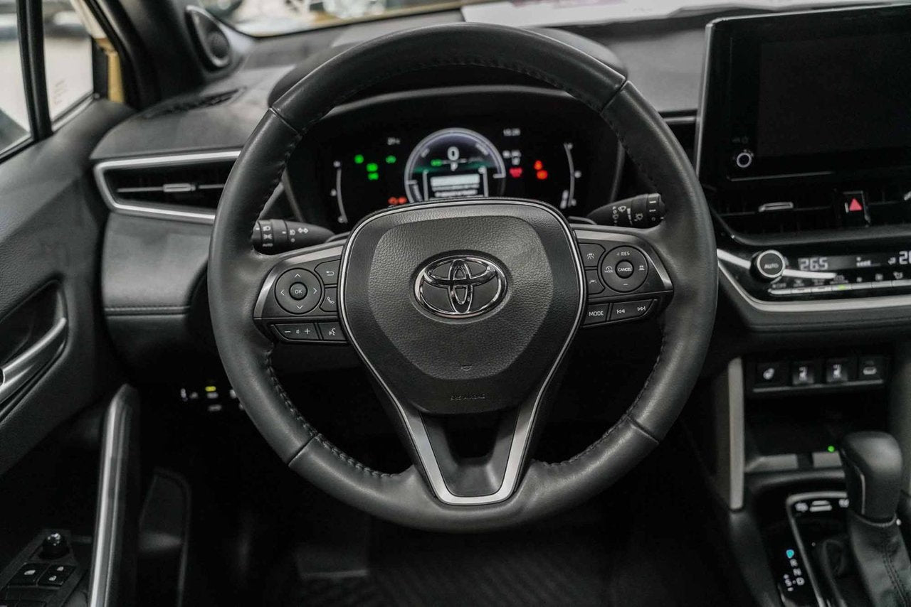 2024 Toyota COROLLA CROSS