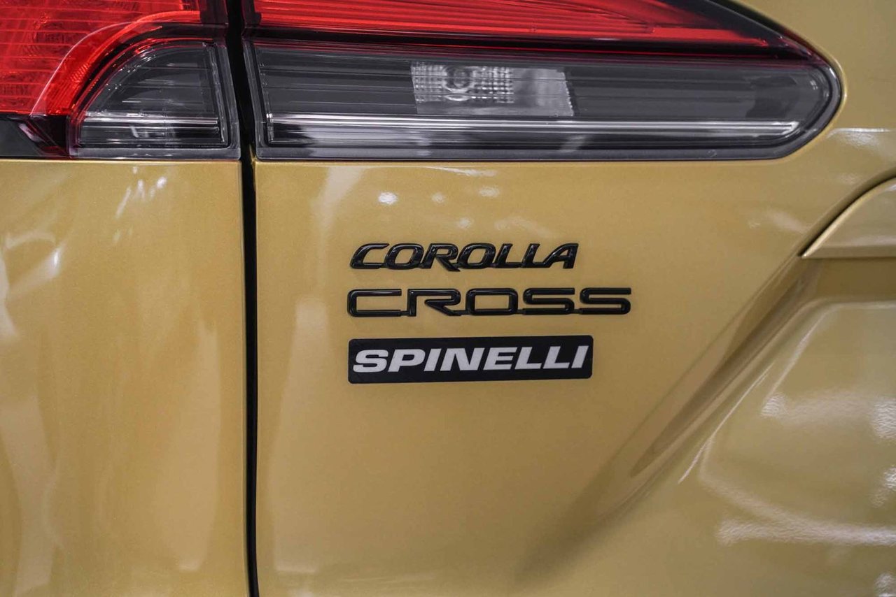 2024 Toyota COROLLA CROSS