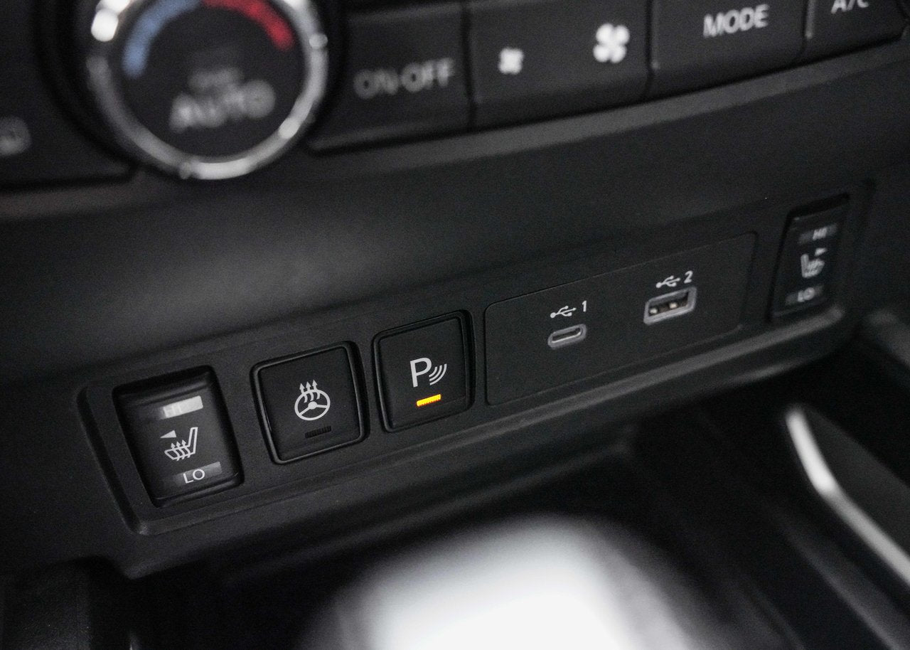 2023 Nissan Frontier SV 4X4