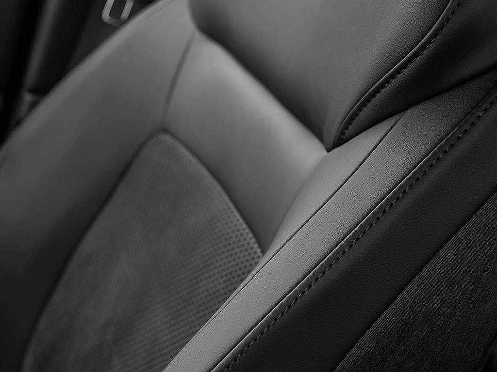 2025 Nissan Ariya Standard Range EVOLVE e-4ORCE