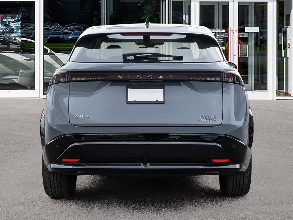 2025 Nissan Ariya Standard Range EVOLVE e-4ORCE