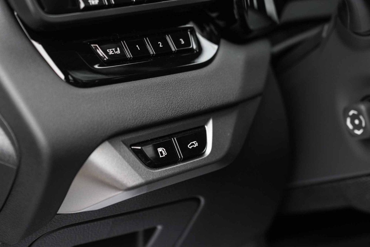 2025 Lexus RX RX 450h+