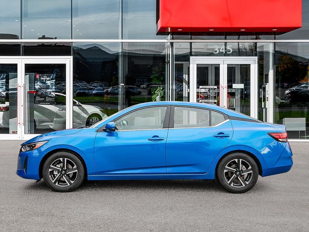 2025 Nissan Sentra SV MOONROOF