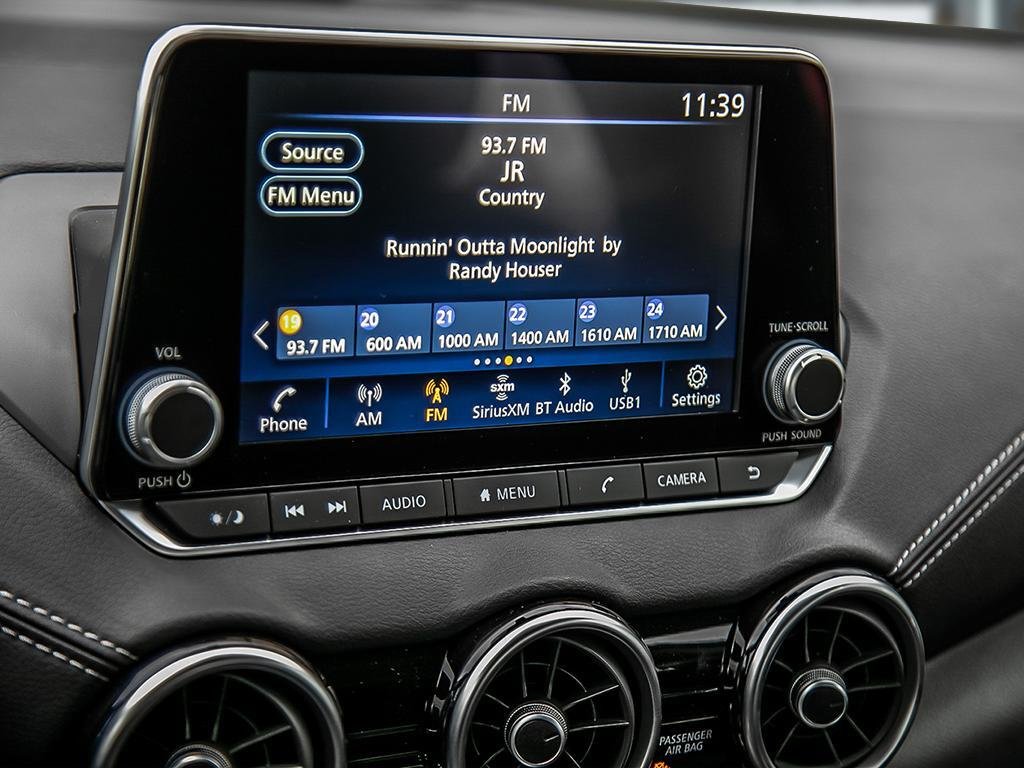 2025 Nissan Sentra SV MOONROOF