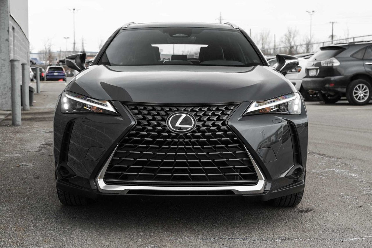 2025 Lexus UXH PREMIUM