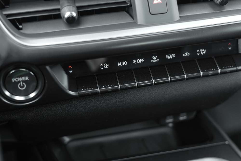 2025 Lexus UX HYBRID 300h