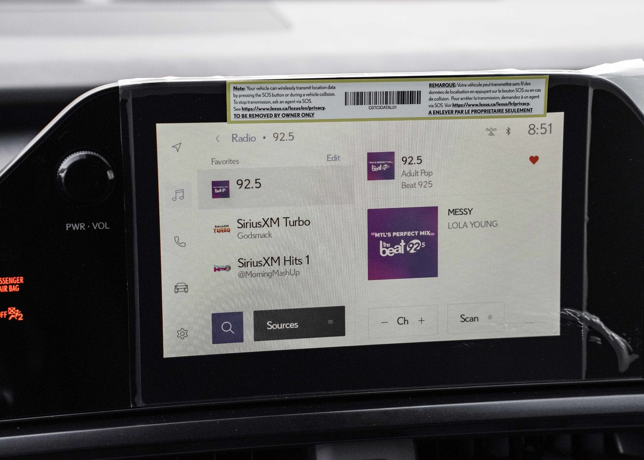 2025 Lexus UX UX 300h, HYBRID AWD PREMIUM