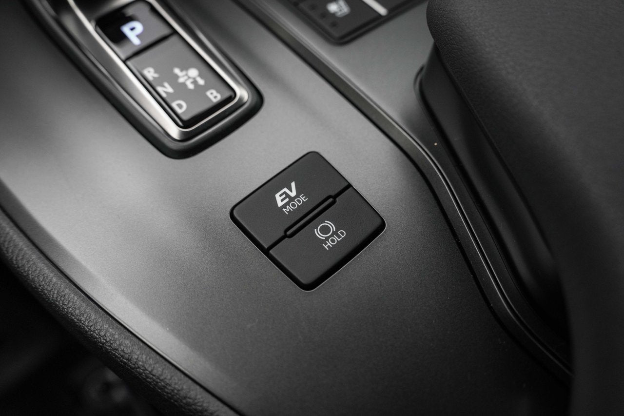 2025 Lexus UX UX 300h, HYBRID AWD PREMIUM