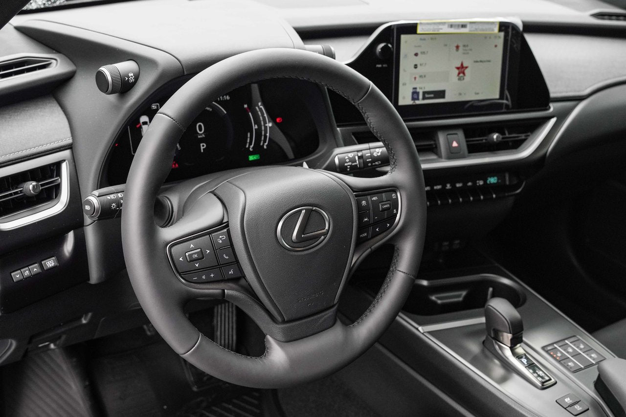2025 Lexus UX UX 300h, HYBRID AWD PREMIUM