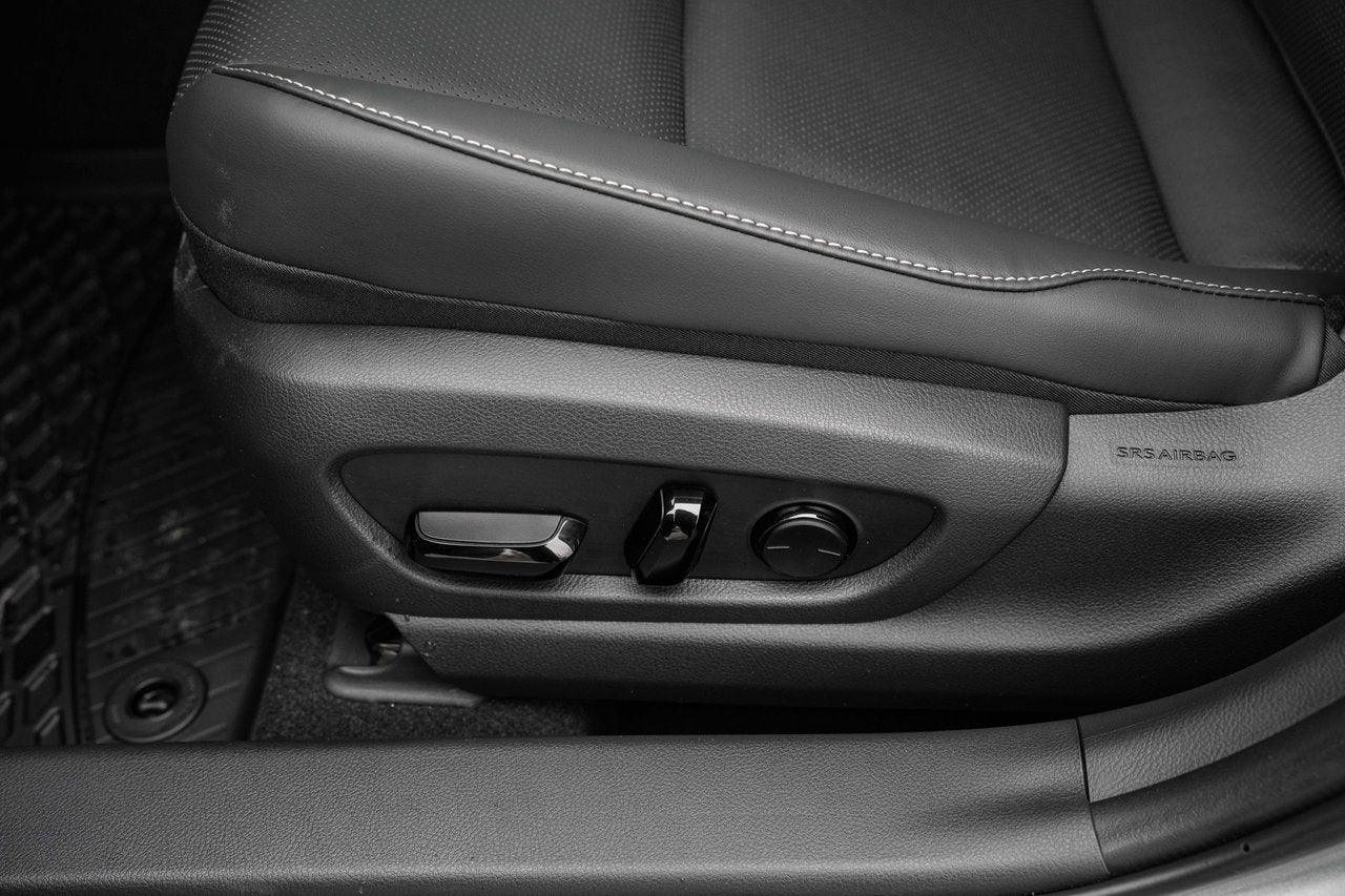 2025 Lexus UX UX 300h, HYBRID AWD PREMIUM