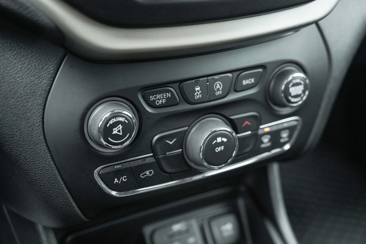 2017 Jeep Cherokee North