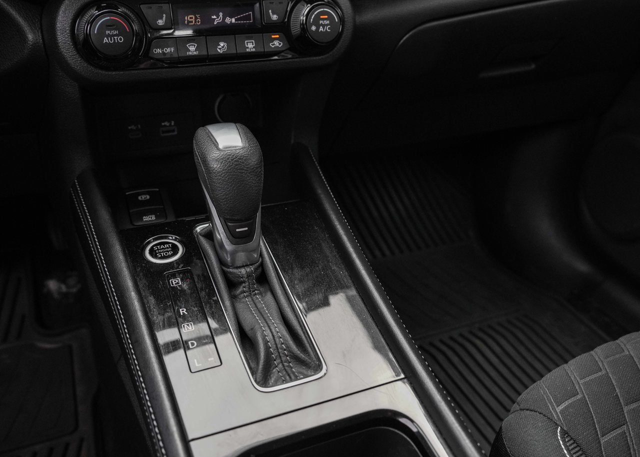 2023 Nissan Kicks SV BLACK TOP