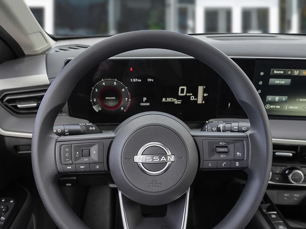 2025 Nissan Kicks S
