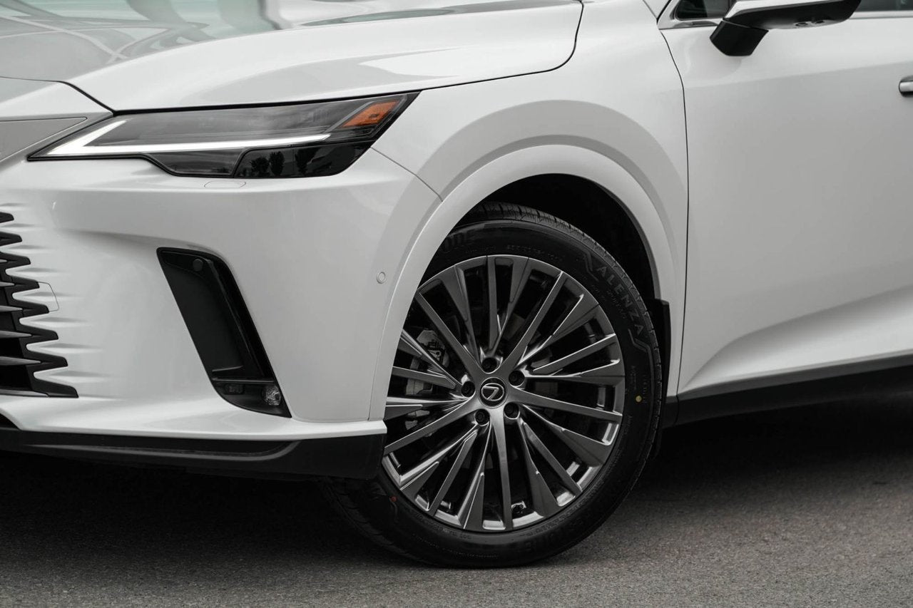 2025 Lexus RX Plug-In Hybrid 450h+