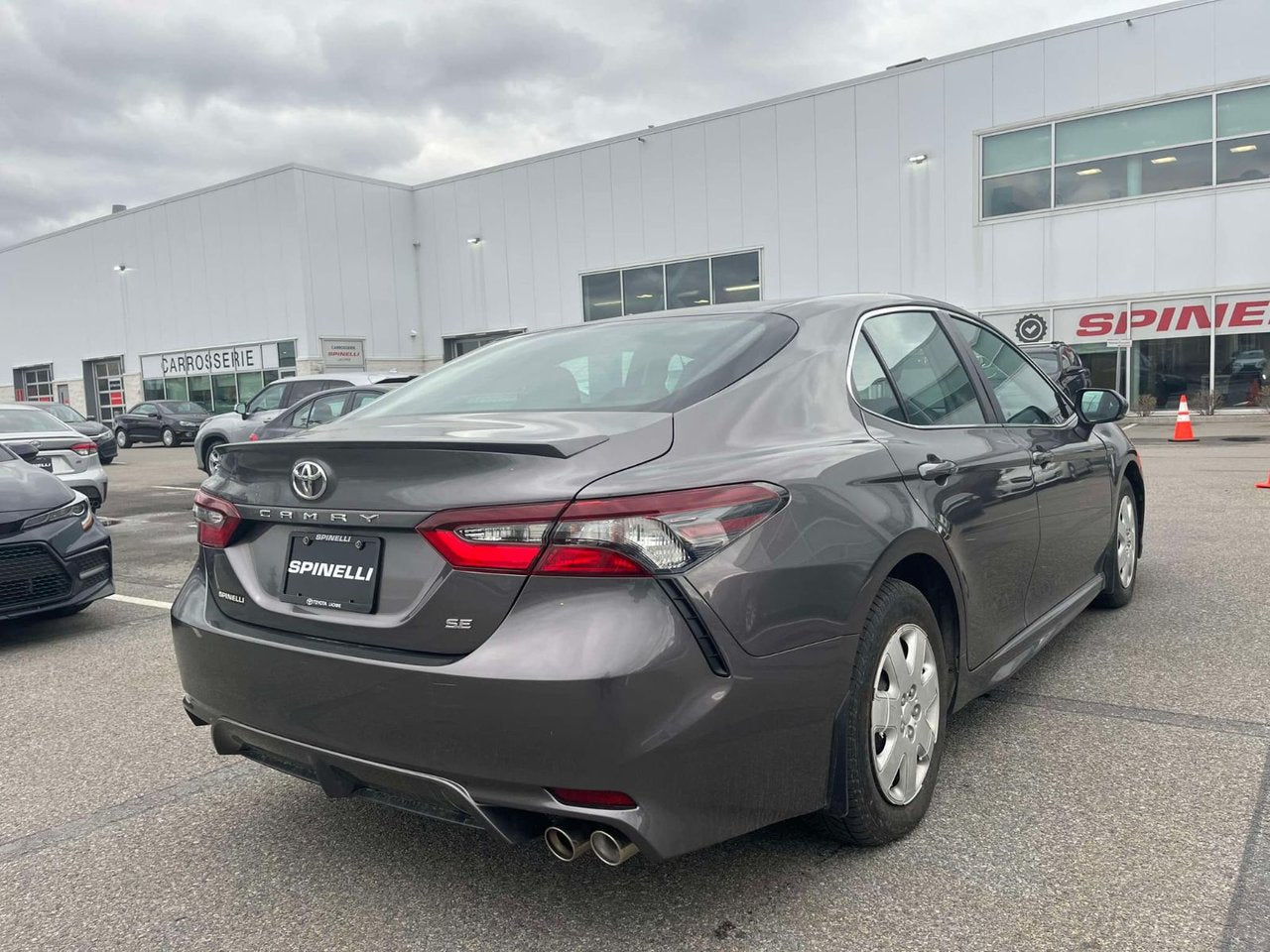 2022 Toyota Camry SE