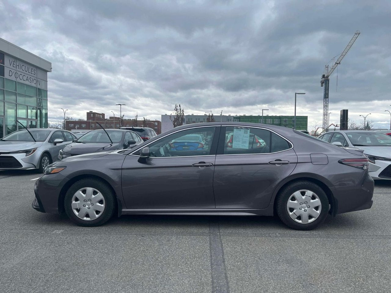 2022 Toyota Camry SE