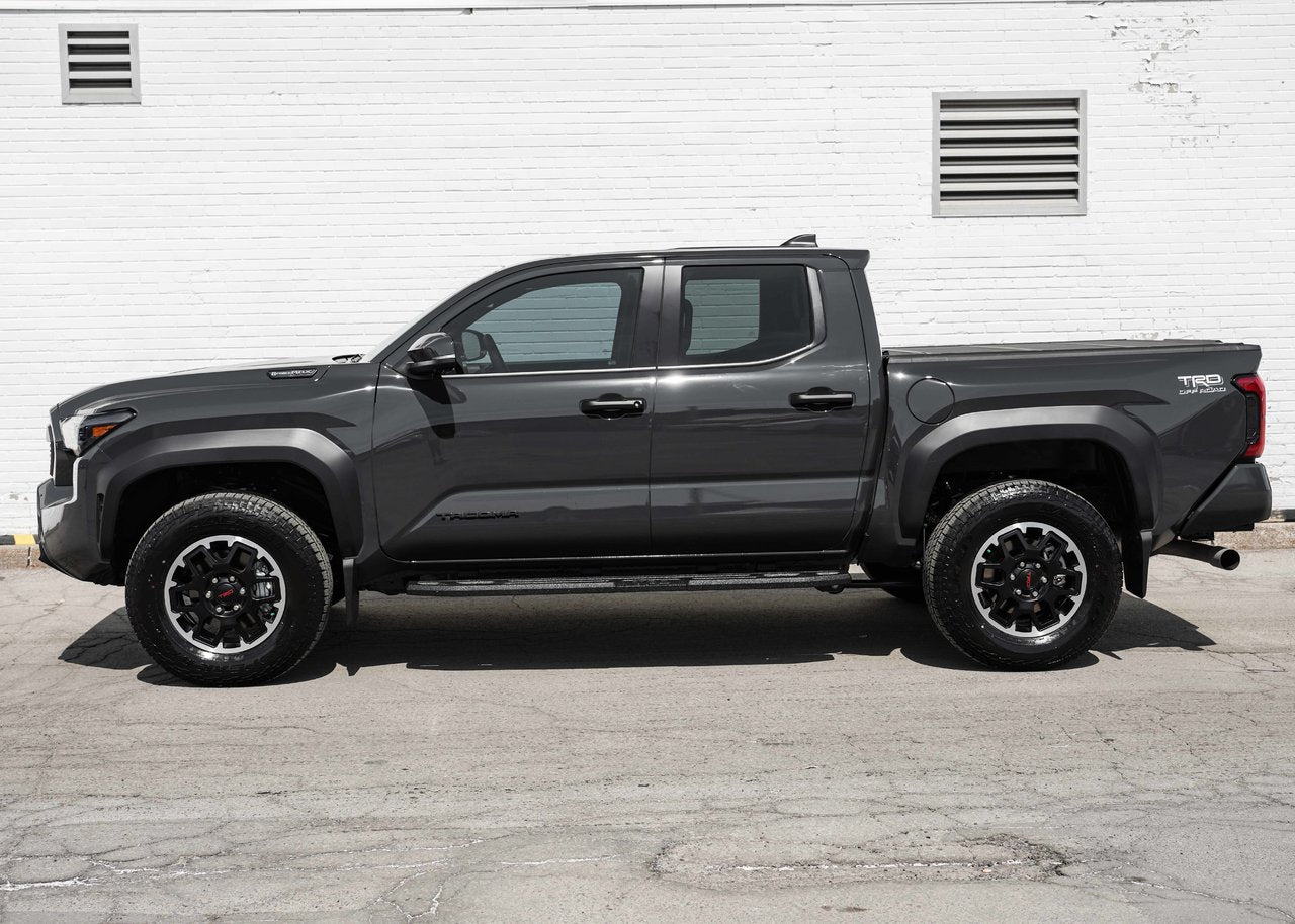 2025 Toyota TACOMA HYBRID TRD OFF ROAD Premium