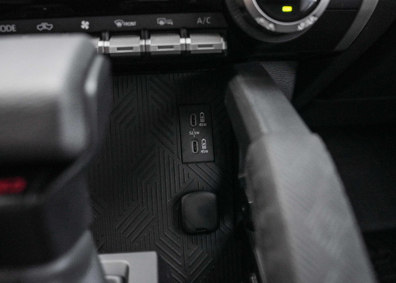 2025 Toyota TACOMA HYBRID TRD OFF ROAD Premium