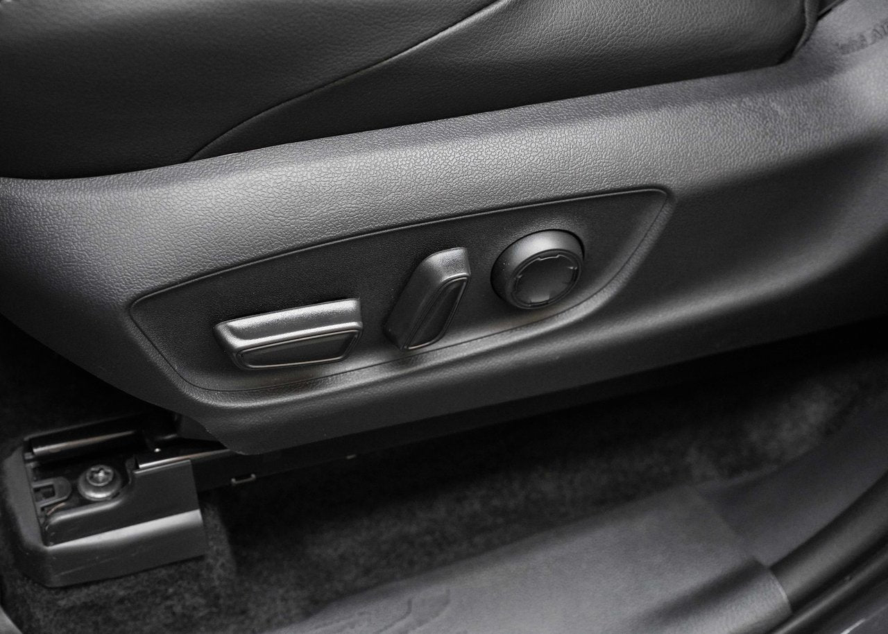 2025 Toyota TACOMA HYBRID TRD OFF ROAD Premium