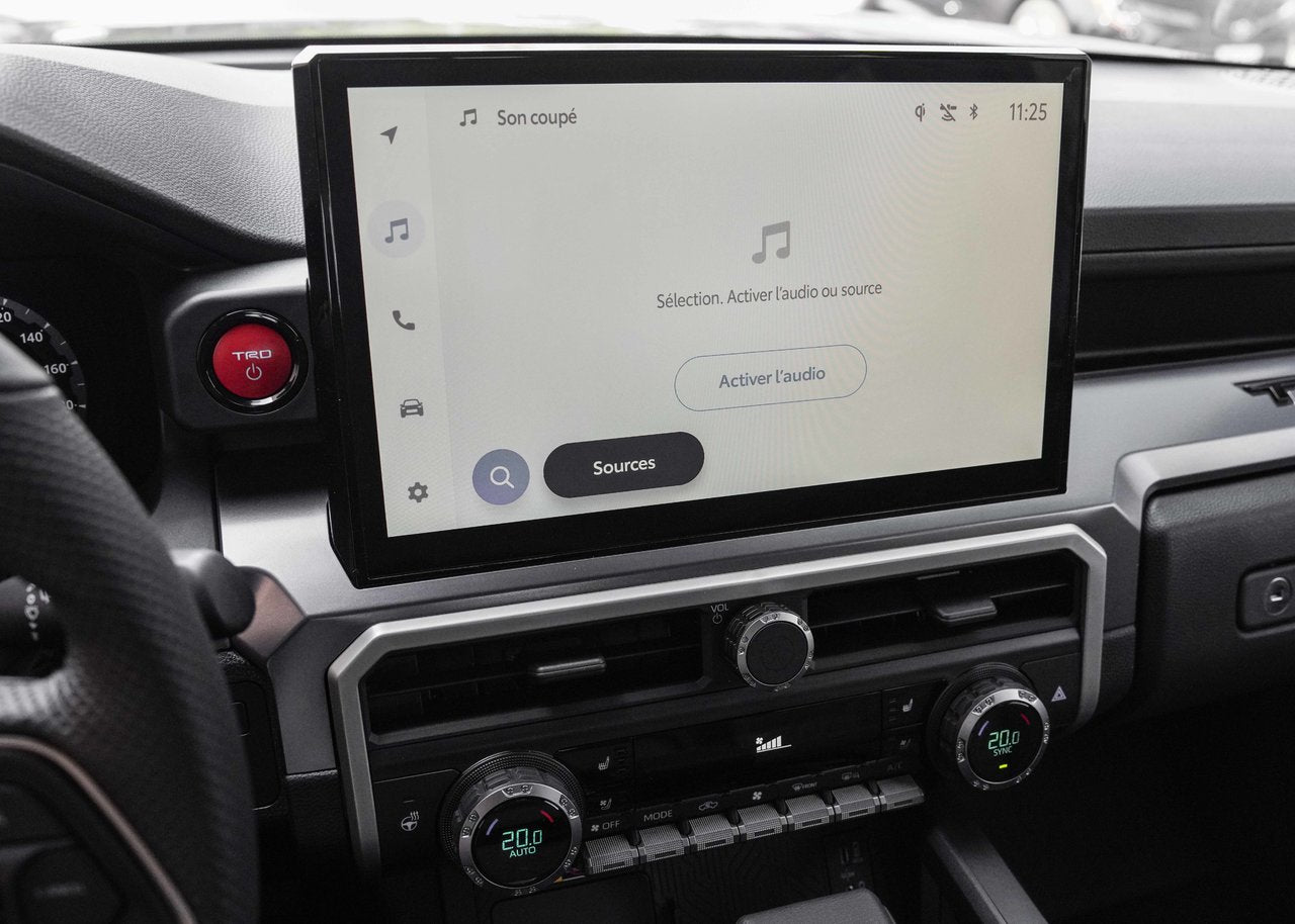 2025 Toyota TACOMA HYBRID TRD OFF ROAD Premium