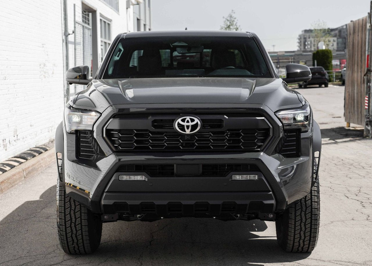 2025 Toyota TACOMA HYBRID TRD OFF ROAD Premium
