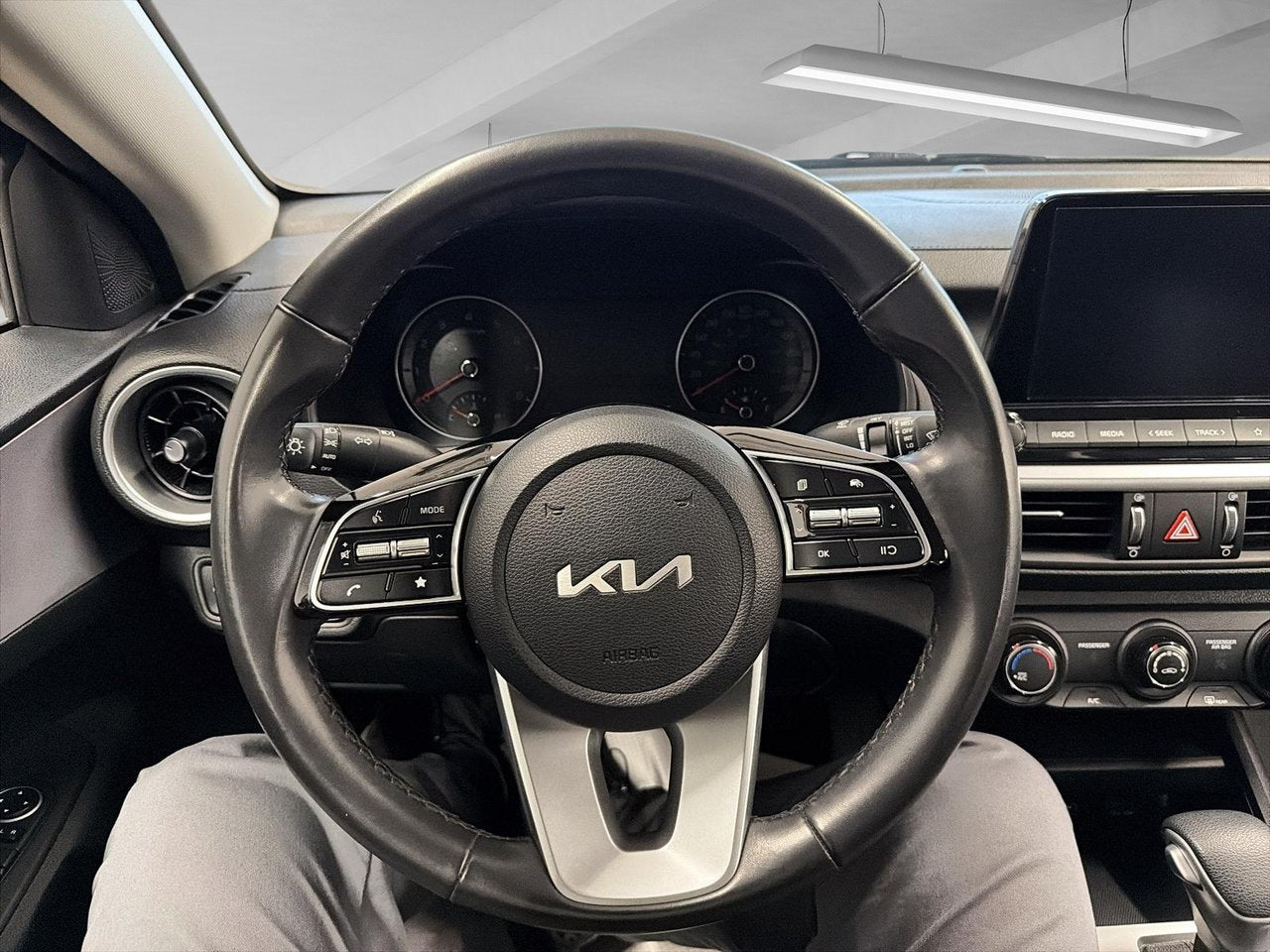 2023 Kia Forte LX