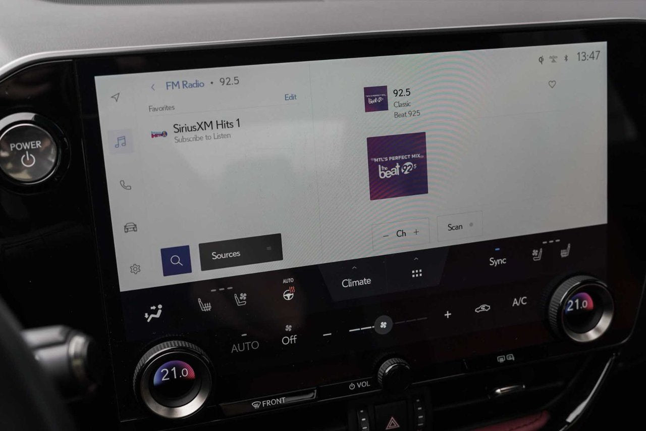 2022 Lexus NX 350h 350h DEMO LUXURY HYBRIDE CUIR ROUGE TOIT PANO NAV