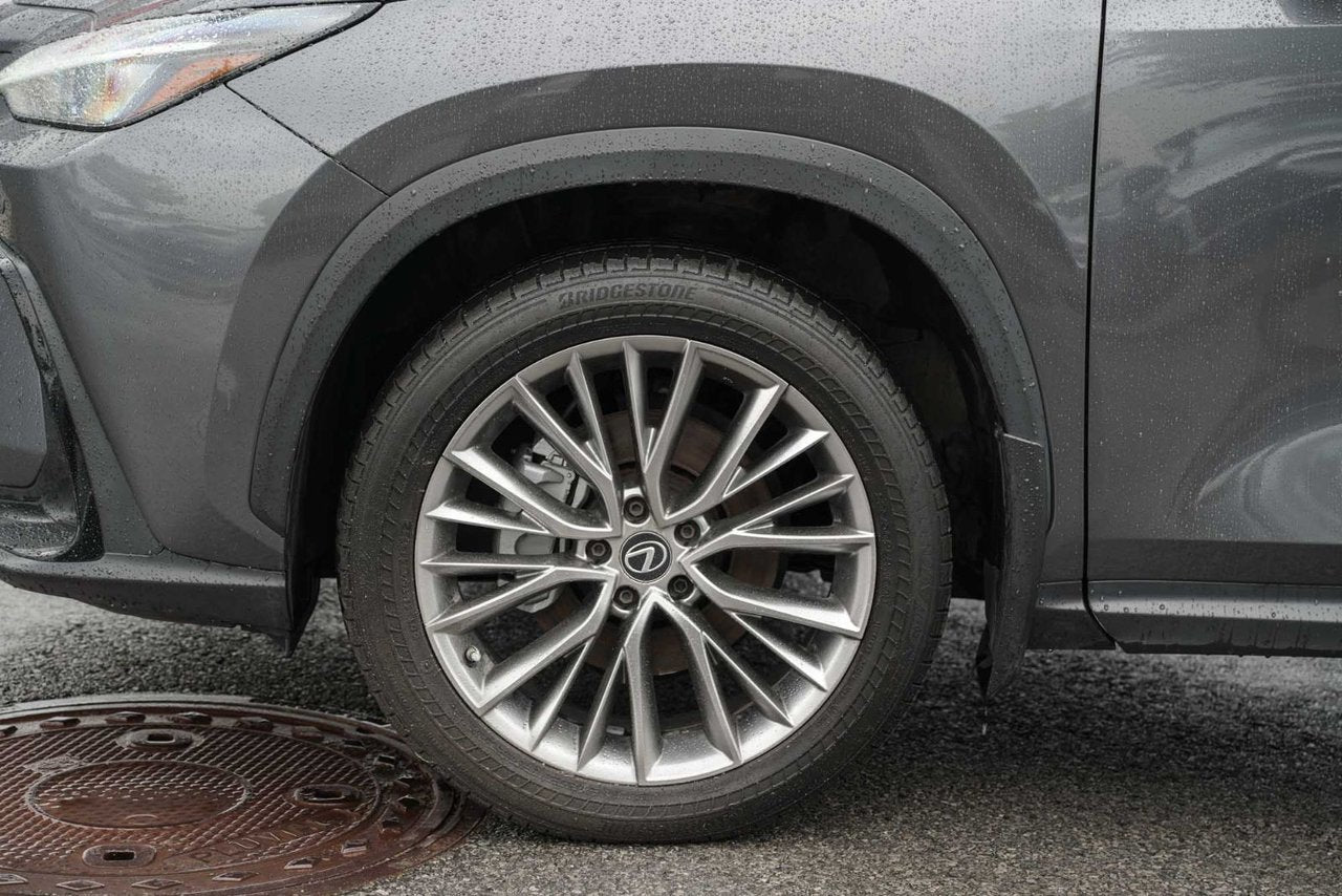 2022 Lexus NX 350h 350h DEMO LUXURY HYBRIDE CUIR ROUGE TOIT PANO NAV