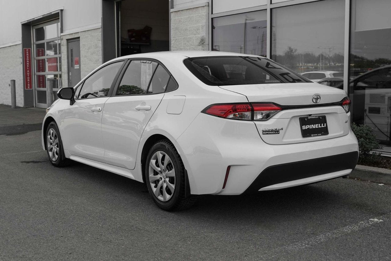2022 Toyota Corolla LE