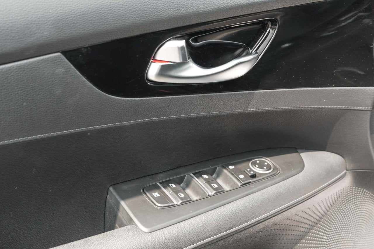 2023 Kia Forte **EX**