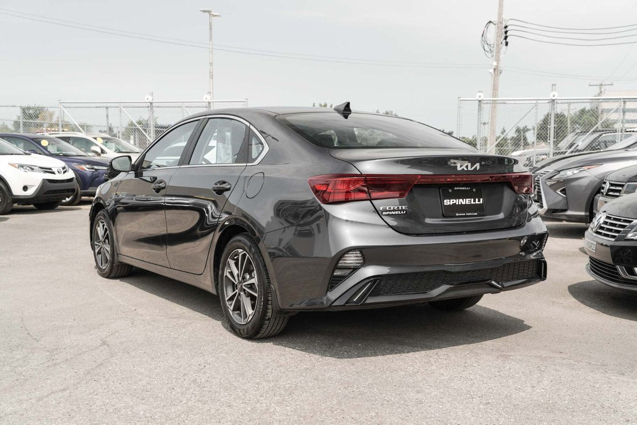 2023 Kia Forte **EX**
