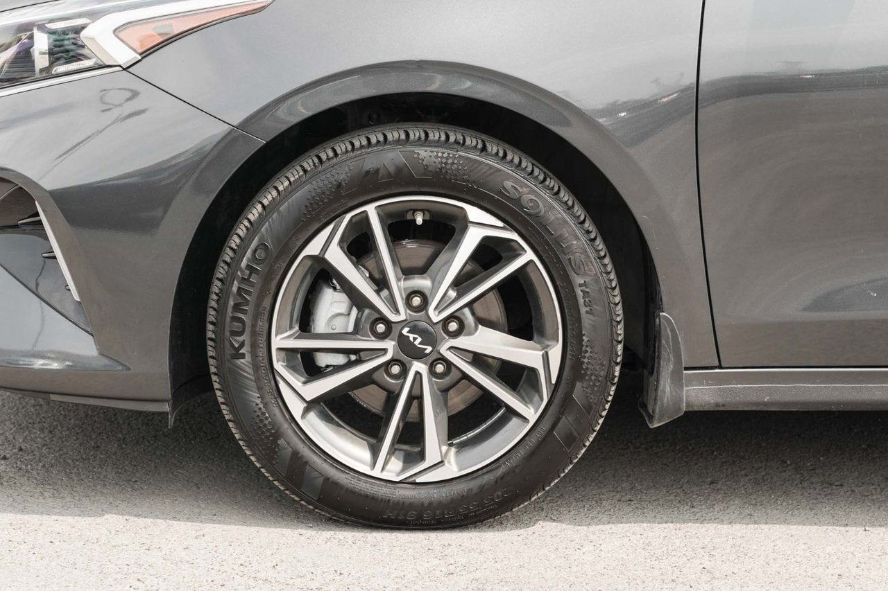 2023 Kia Forte **EX**