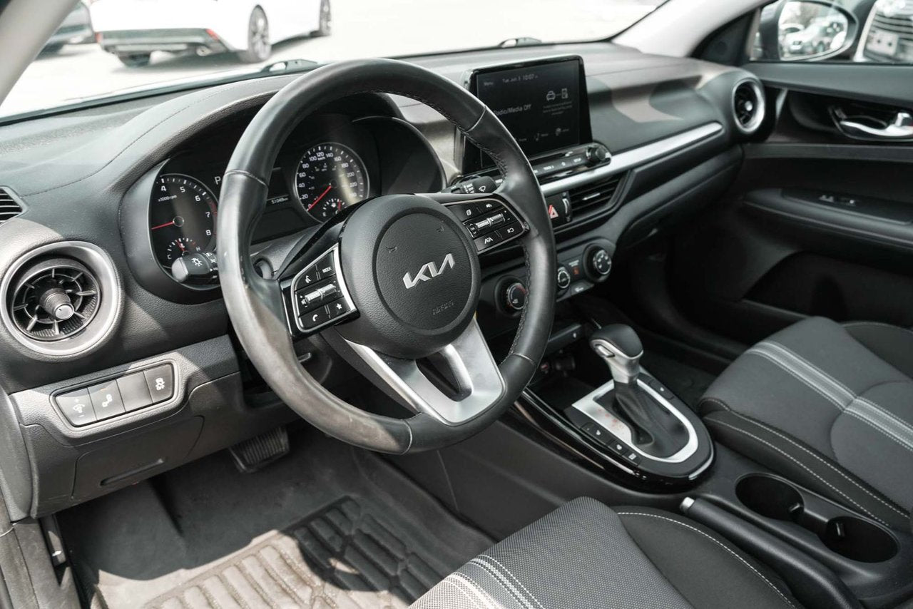 2023 Kia Forte **EX**