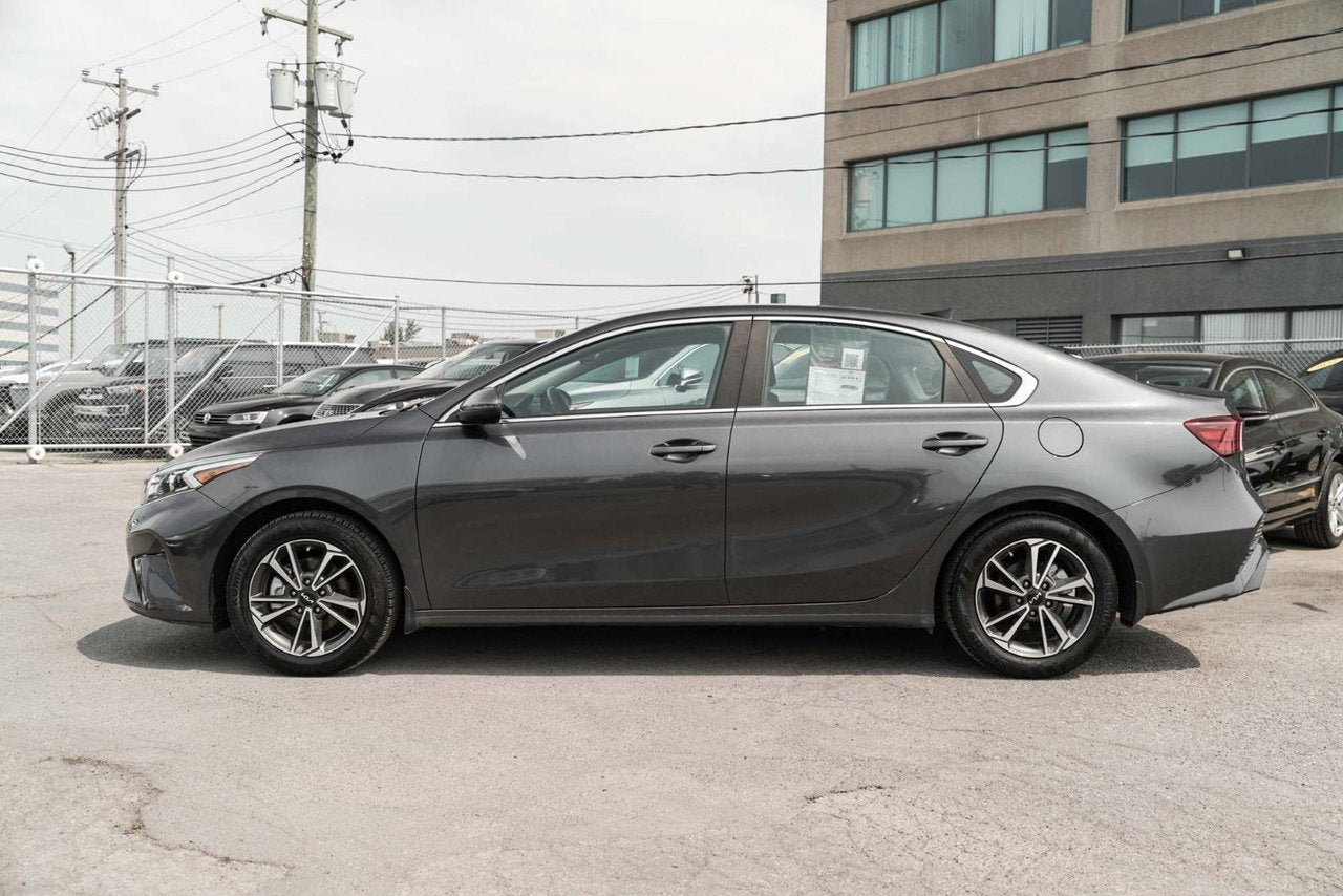 2023 Kia Forte **EX**