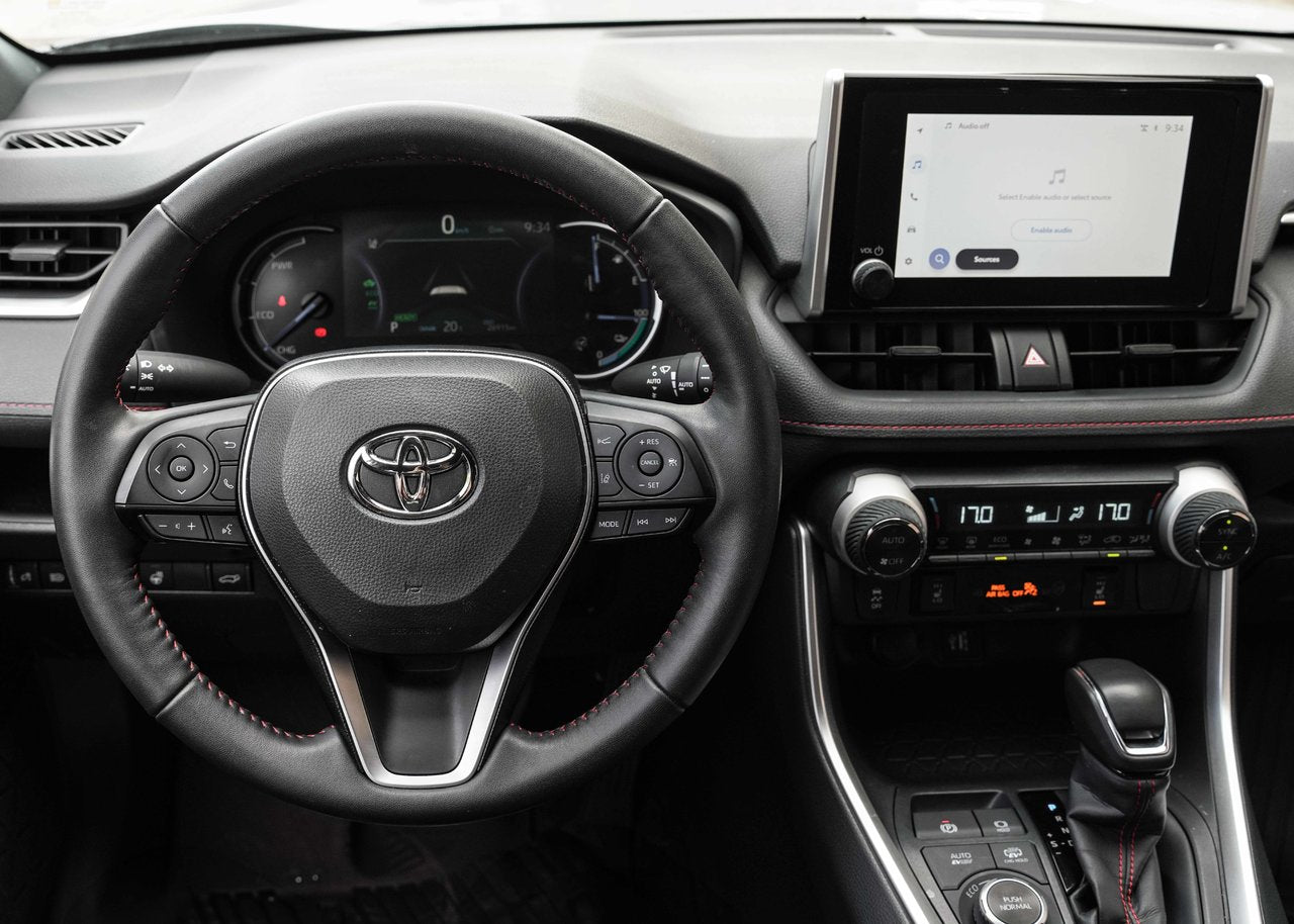 2024 Toyota RAV4 Prime SE