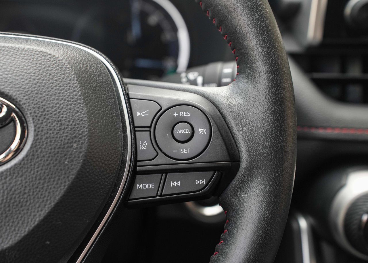 2024 Toyota RAV4 Prime SE