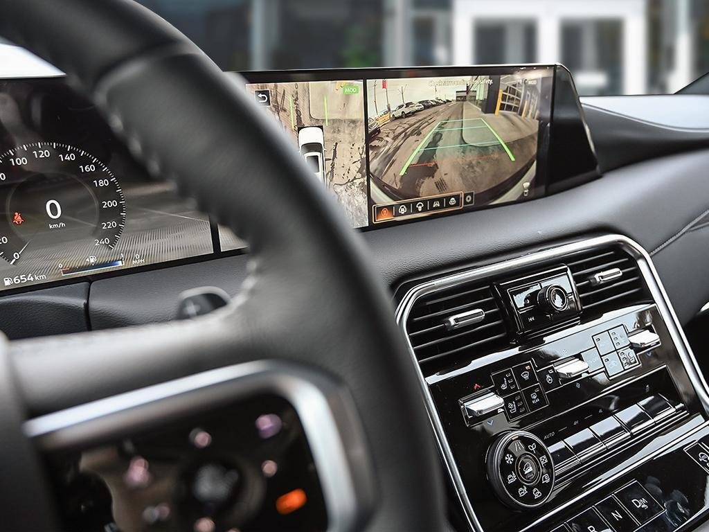 2025 Nissan Armada Platinum